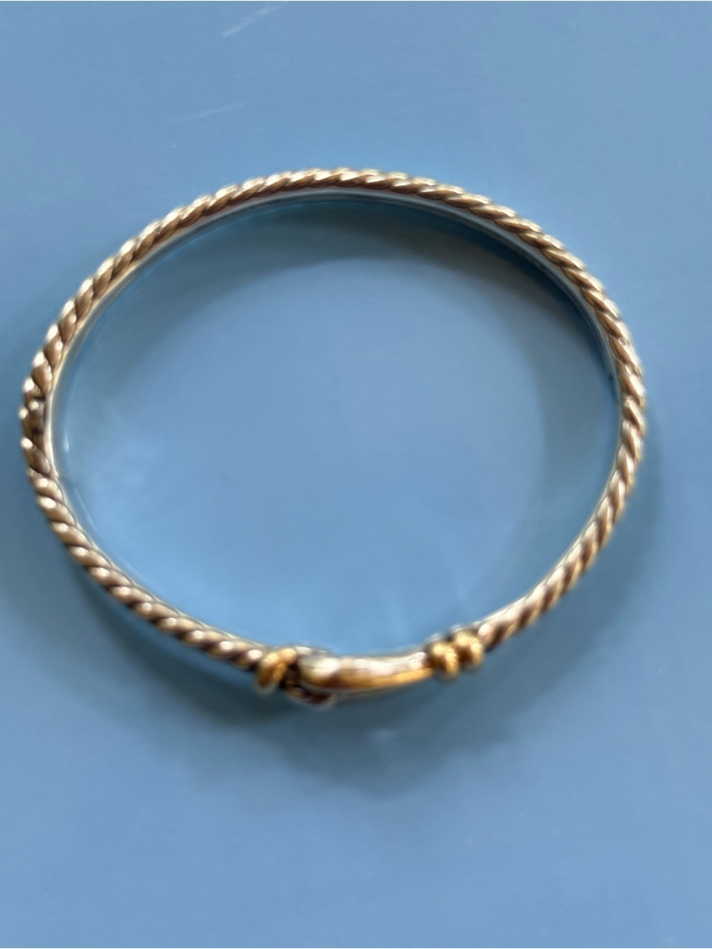 David Yurman 18k Gold , Sterling Silver Thoroughbred Cable hinged bracelet. EUC - Picture 7 of 16